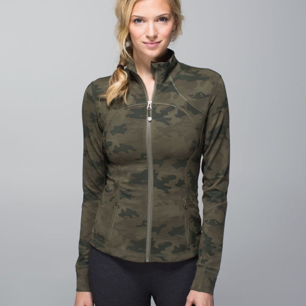 New! Lululemon Athletics Define Forme Fit Camouflage  Zip Up Scuba Hoodie